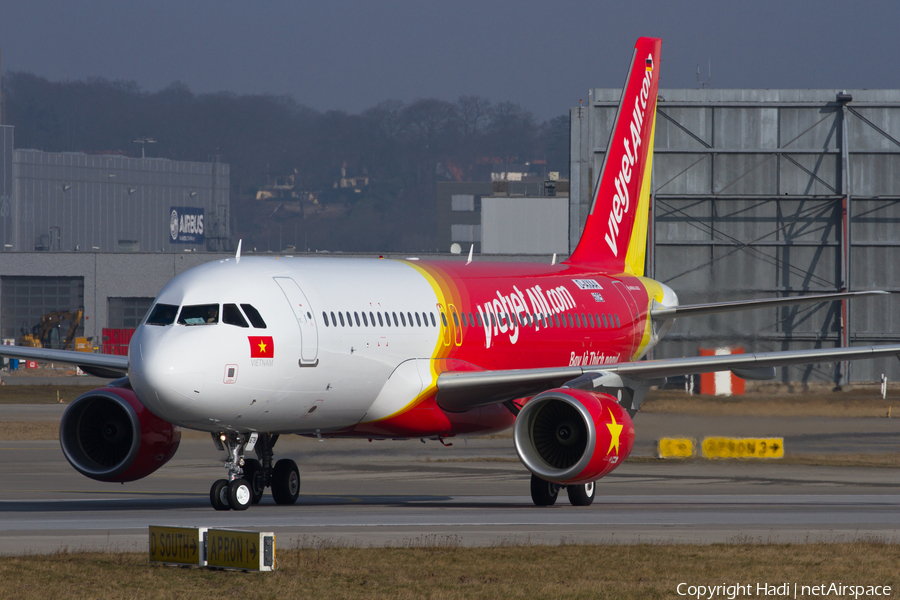 VietJet Air Airbus A320-214 (D-AXAA) | Photo 42342