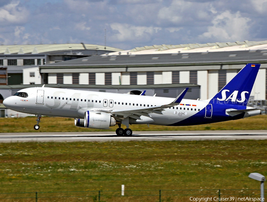 SAS - Scandinavian Airlines Airbus A320-251N (D-AXAC) | Photo 400141