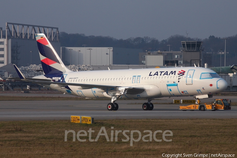 LATAM Airlines Brasil Airbus A320-273N (D-AXAE) | Photo 438924