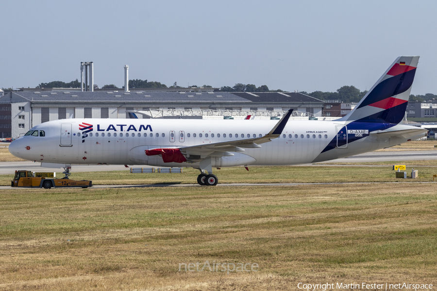 LATAM Airlines Brasil Airbus A320-273N (D-AXAE) | Photo 462792