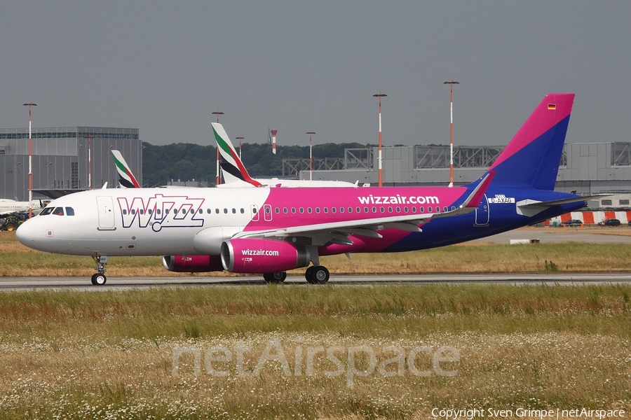 Wizz Air UK Airbus A320-232 (D-AXAG) | Photo 246239