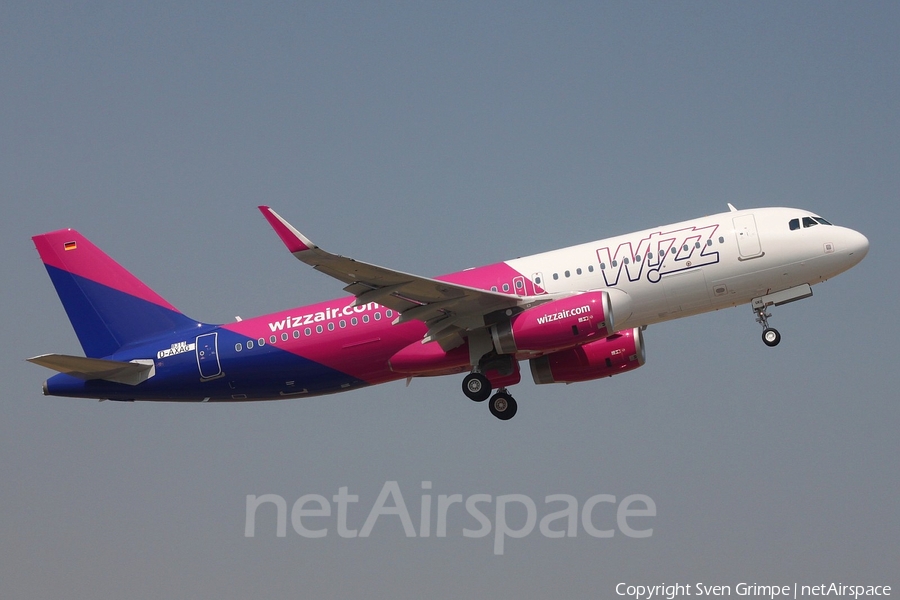 Wizz Air UK Airbus A320-232 (D-AXAG) | Photo 247624