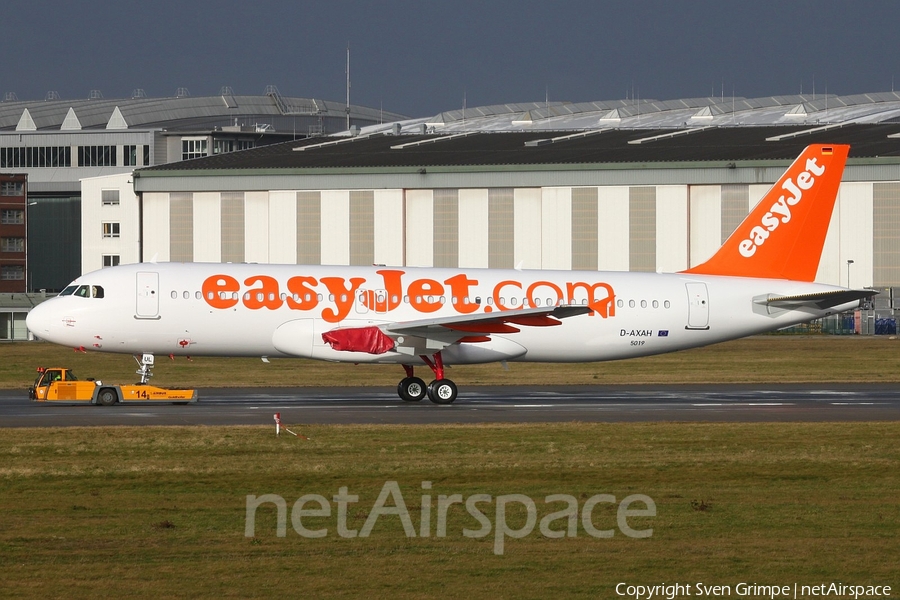 easyJet Airbus A320-214 (D-AXAH) | Photo 15600
