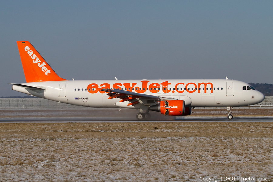 easyJet Airbus A320-214 (D-AXAH) | Photo 375363