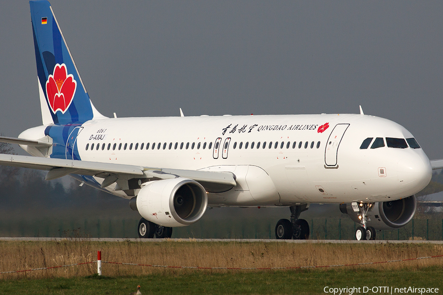 Qingdao Airlines Airbus A320-214 (D-AXAJ) | Photo 435372