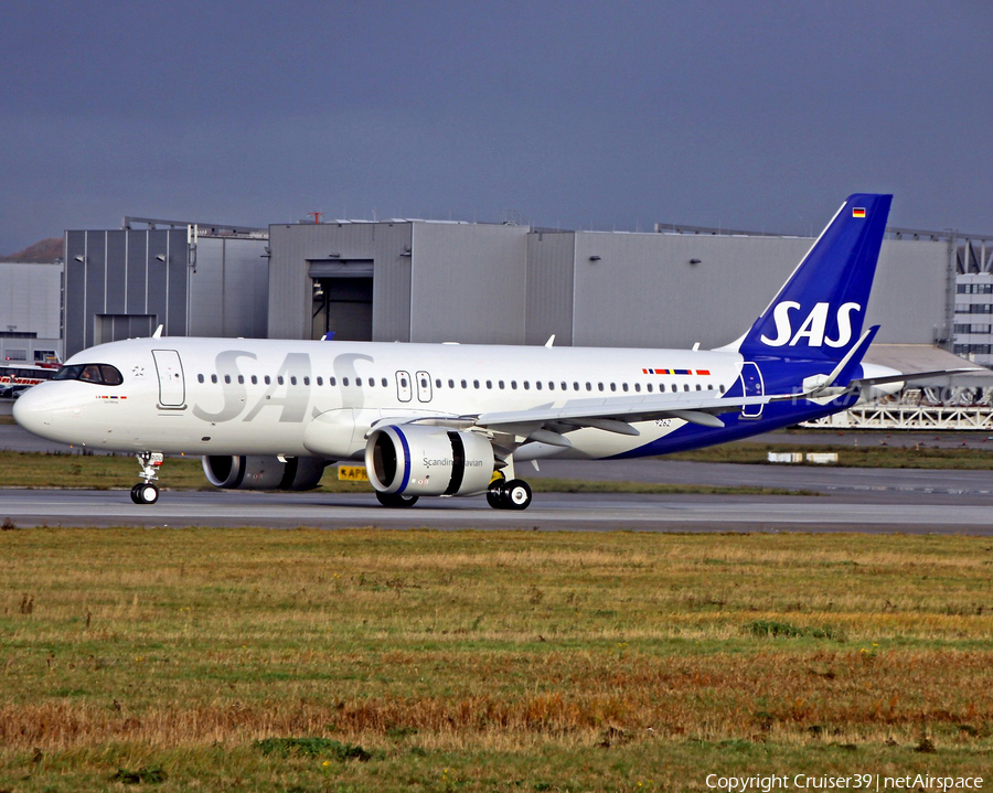 SAS - Scandinavian Airlines Airbus A320-251N (D-AXAJ) | Photo 383206