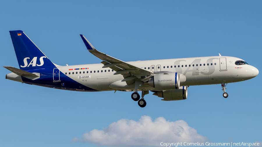 SAS - Scandinavian Airlines Airbus A320-251N (D-AXAK) | Photo 394969