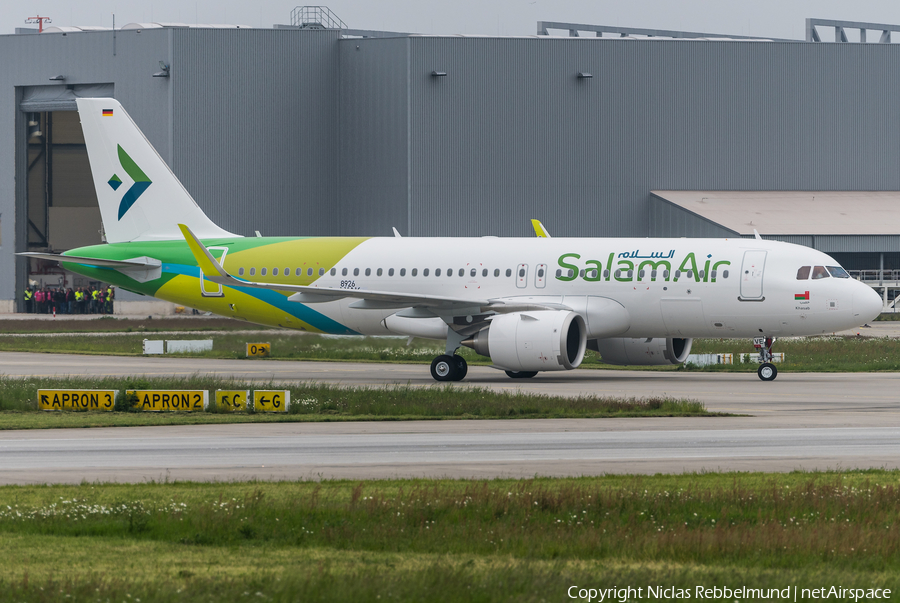 Salam Air Airbus A320-251N (D-AXAK) | Photo 321848