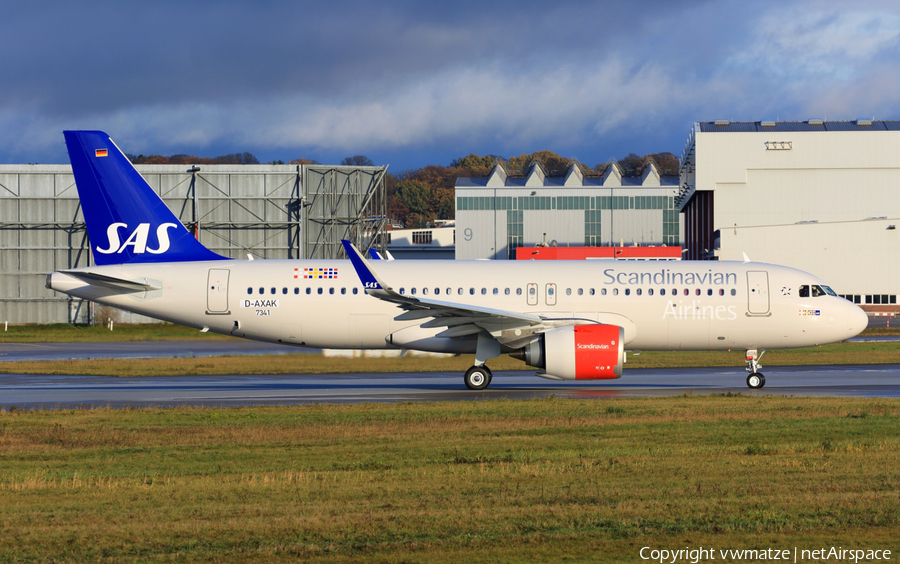 SAS - Scandinavian Airlines Airbus A320-251N (D-AXAK) | Photo 131262