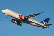 SAS - Scandinavian Airlines Airbus A320-251N (D-AXAL) at  Hamburg - Fuhlsbuettel (Helmut Schmidt), Germany