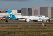 Air Transat Airbus A321-271NX (D-AYAJ) at  Hamburg - Finkenwerder, Germany
