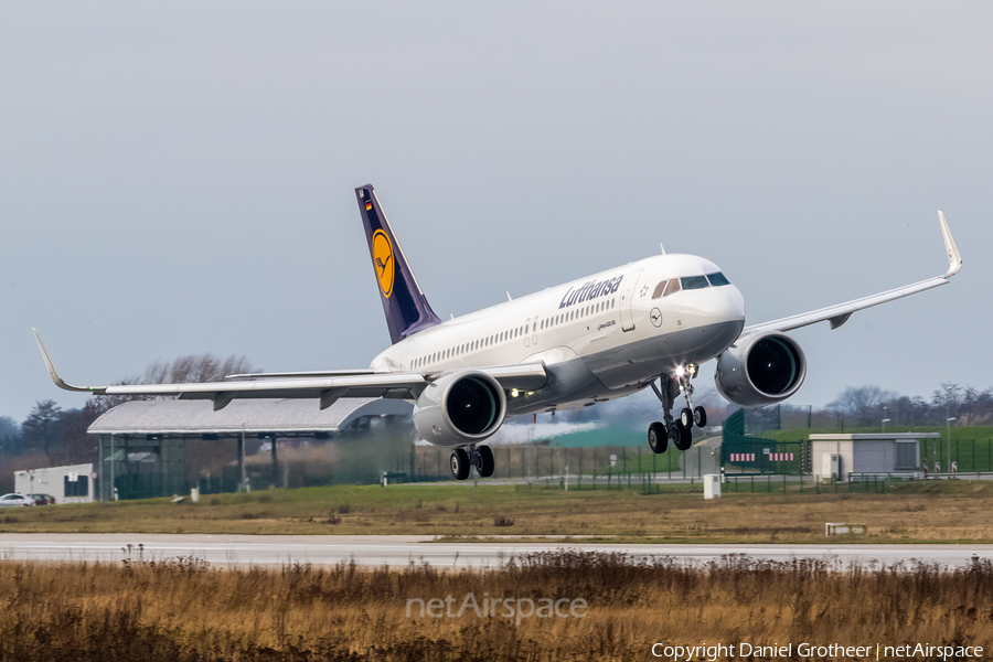 Lufthansa Airbus A320-271N (D-AXAQ) | Photo 94147