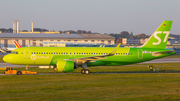 S7 Airlines Airbus A320-271N (D-AXAS) at  Hamburg - Finkenwerder, Germany