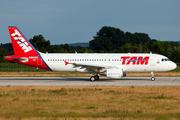 TAM Brazilian Airlines Airbus A320-214 (D-AXAX) at  Hamburg - Finkenwerder, Germany