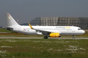 Vueling Airbus A320-232 (D-AXAX) at  Hamburg - Finkenwerder, Germany