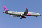 Wizz Air Abu Dhabi Airbus A321-271NX (D-AXVH) at  Hamburg - Fuhlsbuettel (Helmut Schmidt), Germany