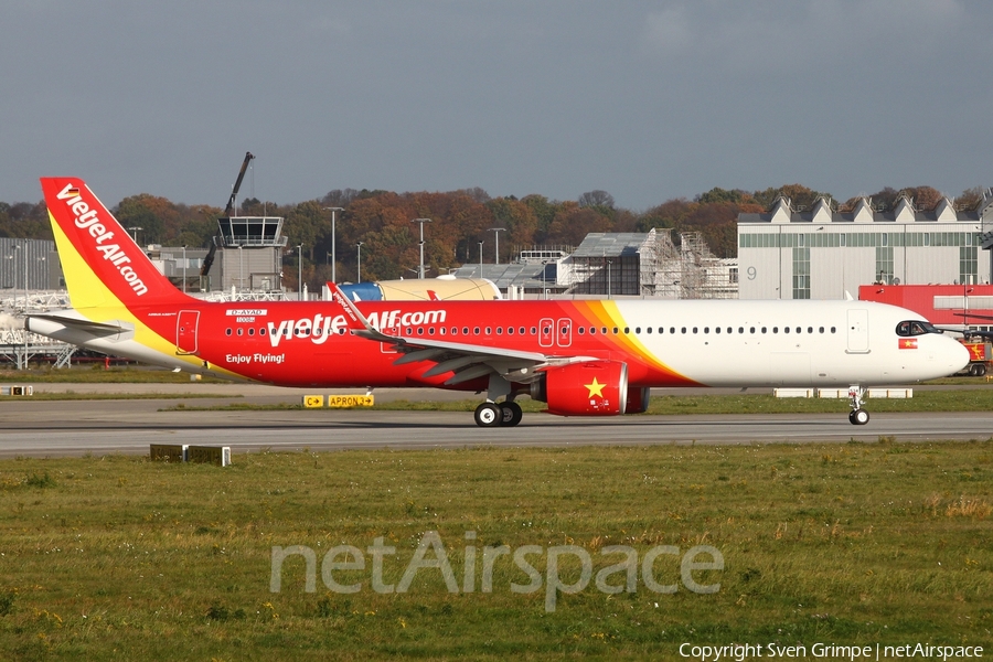 VietJet Air Airbus A321-271NX (D-AYAD) | Photo 423339