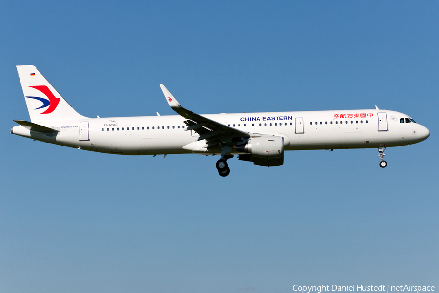 China Eastern Airlines Airbus A321-211 (D-AYAE) | Photo 489958