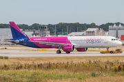 Wizz Air Airbus A321-271NX (D-AYAE) at  Hamburg - Finkenwerder, Germany