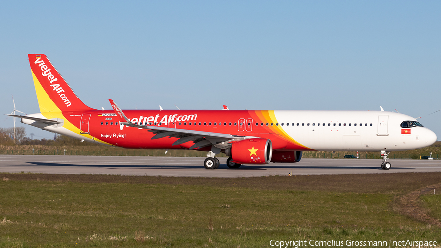 VietJet Air Airbus A321-271NX (D-AYAF) | Photo 444796