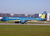 Vietnam Airlines Airbus A321-272N (D-AYAF) at  Hamburg - Finkenwerder, Germany