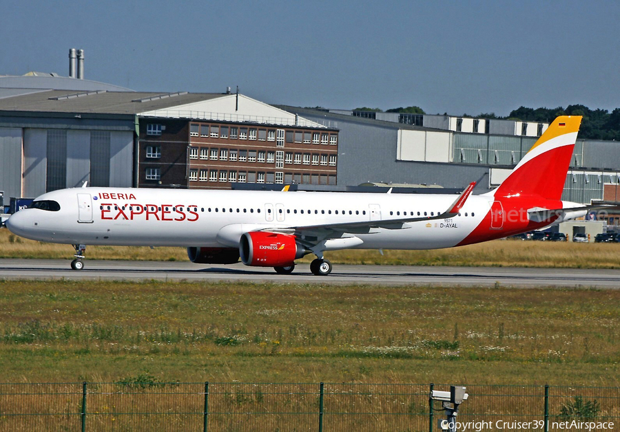 Iberia Express Airbus A321-251NX (D-AYAL) | Photo 401599