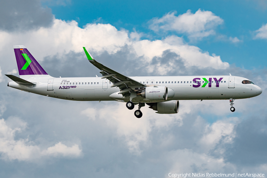 Sky Airline Airbus A321-251NX (D-AYAR) | Photo 456720