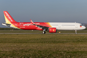 VietJet Air Airbus A321-271N (D-AYAV) at  Hamburg - Finkenwerder, Germany