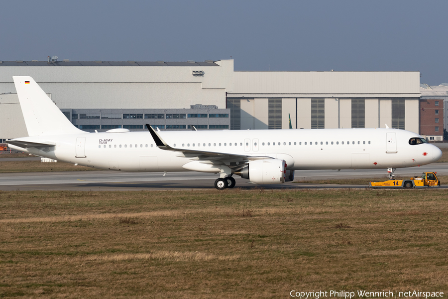 Titan Airways Airbus A321-253NX (D-AYAY) | Photo 438349