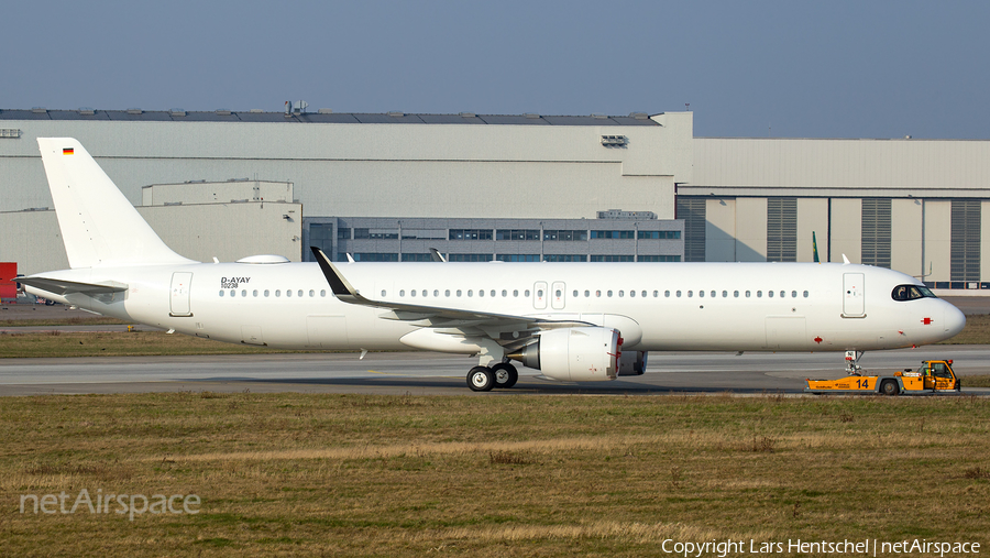 Titan Airways Airbus A321-253NX (D-AYAY) | Photo 438358