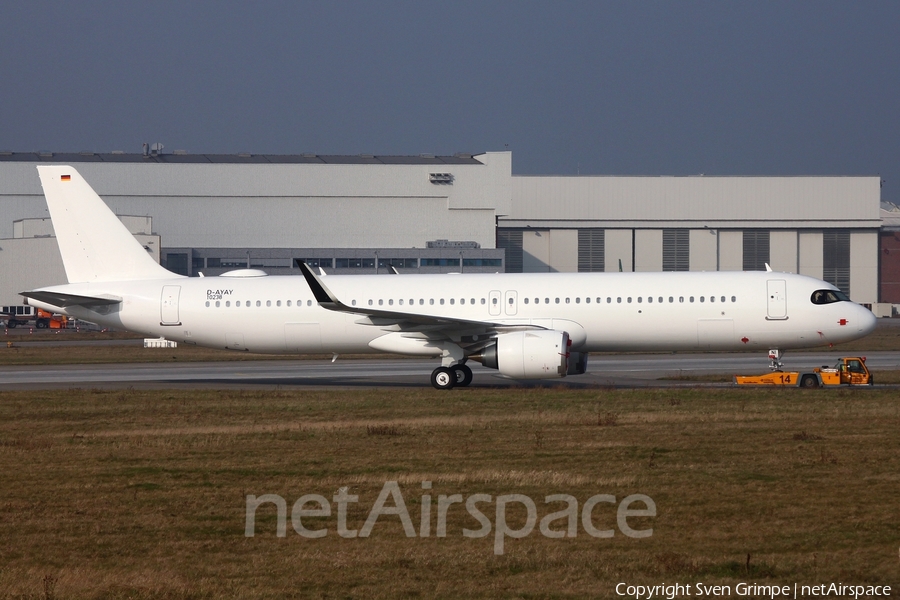 Titan Airways Airbus A321-253NX (D-AYAY) | Photo 439150