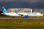 United Airlines Airbus A321-271NX (D-AZAA) at  Hamburg - Finkenwerder, Germany