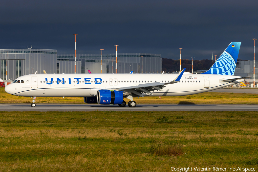 United Airlines Airbus A321-271NX (D-AZAA) | Photo 604674