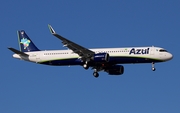 Azul Linhas Aereas Brasileiras Airbus A321-251NX (D-AZAB) at  Hamburg - Fuhlsbuettel (Helmut Schmidt), Germany