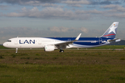 LAN Airlines Airbus A321-211 (D-AZAC) at  Hamburg - Finkenwerder, Germany