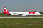 TAM Brazilian Airlines Airbus A321-231 (D-AZAC) at  Hamburg - Finkenwerder, Germany