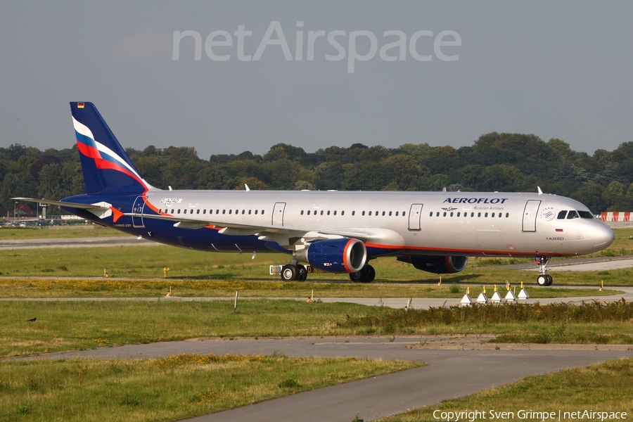 Aeroflot - Russian Airlines Airbus A321-211 (D-AZAD) | Photo 433253