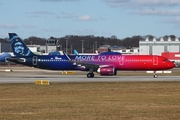 Alaska Airlines Airbus A321-253N (D-AZAH) at  Hamburg - Finkenwerder, Germany