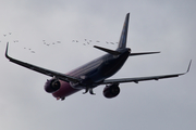 Alaska Airlines Airbus A321-253N (D-AZAH) at  Hamburg - Finkenwerder, Germany