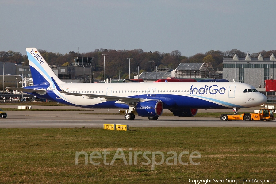 IndiGo Airbus A321-271NX (D-AZAH) | Photo 381621