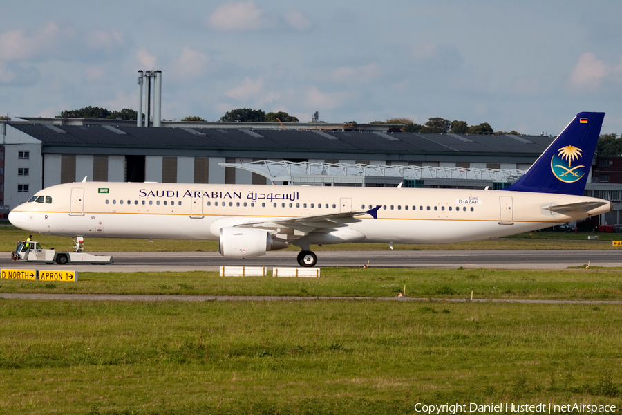 Saudi Arabian Airlines Airbus A321-211 (D-AZAH) | Photo 538717