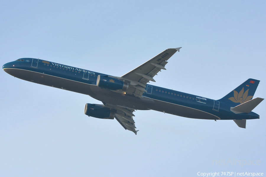 Vietnam Airlines Airbus A321-231 (D-AZAH) | Photo 38829