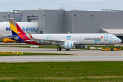 Asiana Airlines Airbus A321-251NX (D-AZAK) at  Hamburg - Finkenwerder, Germany