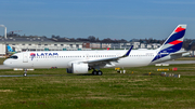 LATAM Airlines Brasil Airbus A321-271NX (D-AZAK) at  Hamburg - Finkenwerder, Germany