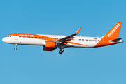 easyJet Europe Airbus A321-251NX (D-AZAL) at  Hamburg - Fuhlsbuettel (Helmut Schmidt), Germany