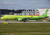 S7 Airlines Airbus A321-271NX (D-AZAN) at  Hamburg - Finkenwerder, Germany