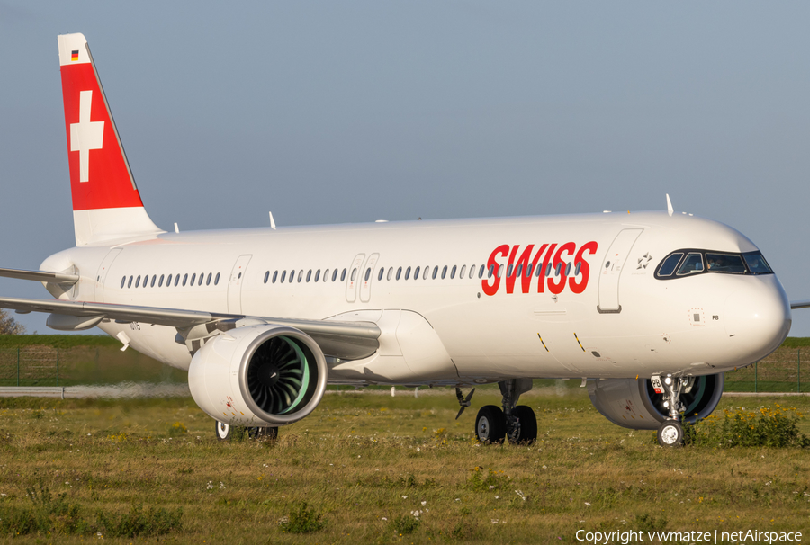 Swiss International Airlines Airbus A321-271NX (D-AZAN) | Photo 409314
