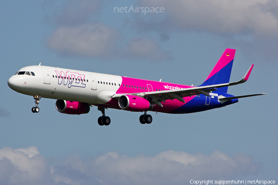 Wizz Air Airbus A321-231 (D-AZAP) | Photo 107071