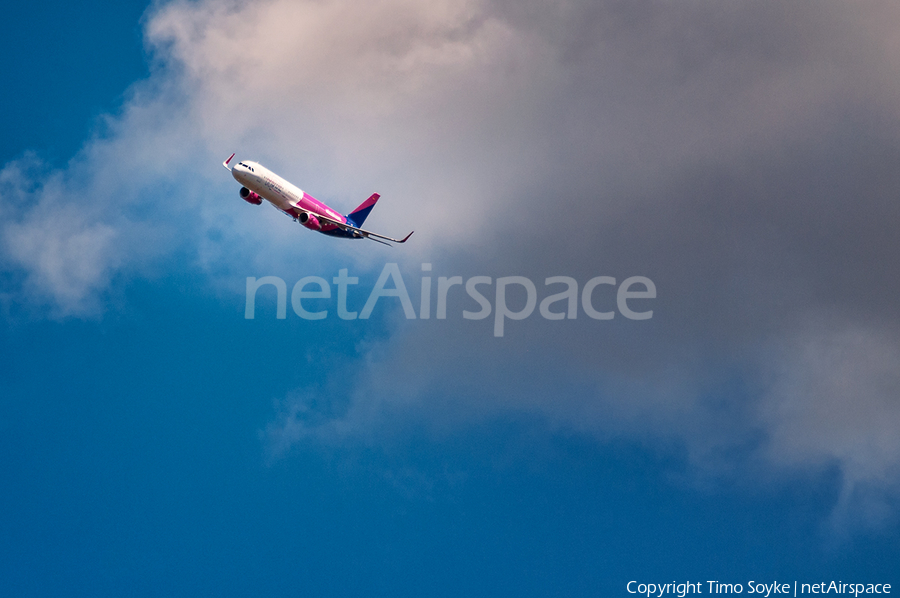 Wizz Air Airbus A321-231 (D-AZAP) | Photo 107128