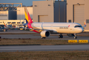 Asiana Airlines Airbus A321-251NX (D-AZAR) at  Hamburg - Finkenwerder, Germany